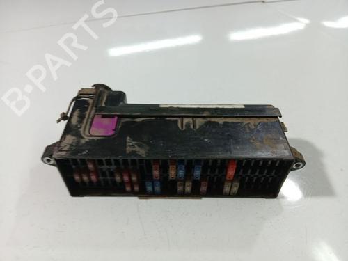 Used Fuse box Fuse box 39222069 39222069