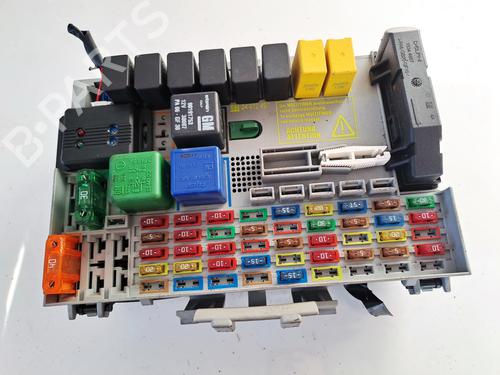 fuse-box-opel-zafira-a-mpv-t98-1999-2000-2001-2002-2003-2004-2005-2006-32887664 main image
