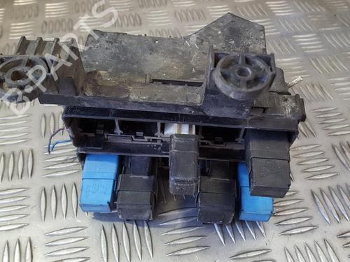 fuse-box-nissan-primera-hatchback-p12-2002-33493142 main image