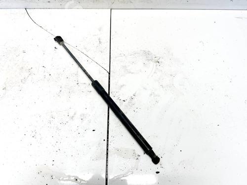 tailgate-lift-support-vw-passat-b6-3c2-2005-2006-2007-2008-2009-2010-2011-35273589 main image