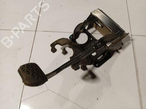 pedal-mercedes-benz-vito-bus-w639-2003-34911819 main image