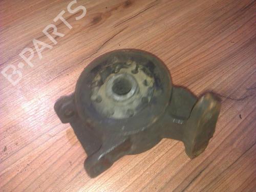 Used Engine mount Engine mount FORD MONDEO II (BAP) 1.8 TD (90 hp) 33513230 33513230