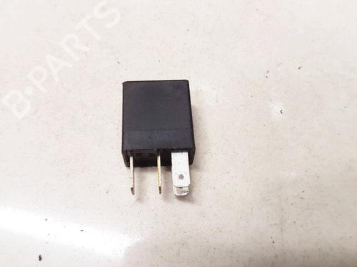 Used Electronic sensor Electronic sensor OPEL ASTRA G Hatchback (T98) 1.6 (F08, F48) (75 hp) 33107281 33107281