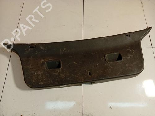 Used Boot lining Boot lining VW POLO IV (9N_, 9A_) 1.4 TDI (70 hp) 34917321 34917321