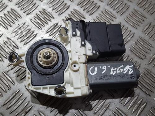 Used Right rear window motor Right rear window motor 35693925 35693925