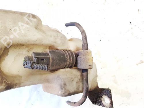 washer-pump-audi-a3-8l1-1996-1997-1998-1999-2000-2001-2002-2003-2004-2005-2006-35426049 main image
