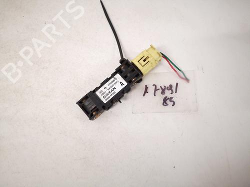 electronic-module-nissan-primera-hatchback-p12-2002-32898925 main image