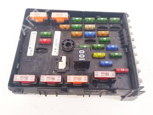Used Fuse box Fuse box VW PASSAT B7 (362) 1.6 TDI (105 hp) 32534070 32534070