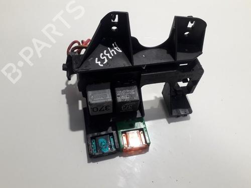 fuse-box-audi-a4-b6-8e2-2000-2001-2002-2003-2004-2005-33505951 main image