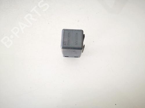 Used Other Other NISSAN ALMERA II Hatchback (N16) 1.5 (98 hp) 33072161 33072161