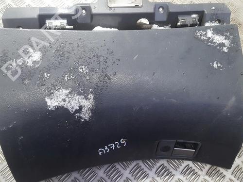 Used Glove box Glove box VOLVO S80 I (184) 2.9 (200 hp) 35703981 35703981