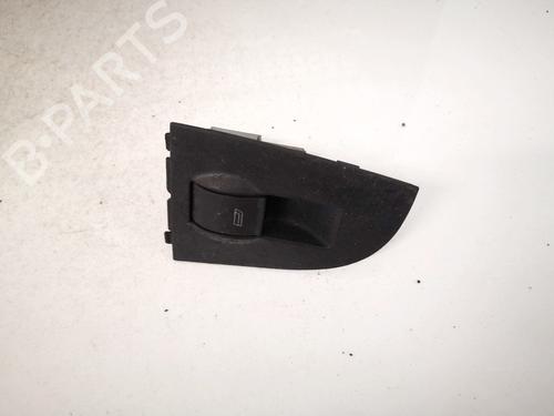 Used Switch Switch MERCEDES-BENZ S-CLASS (W220, V220) S 500 (220.075, 220.175, 220.875) (299 hp) 32905359 32905359