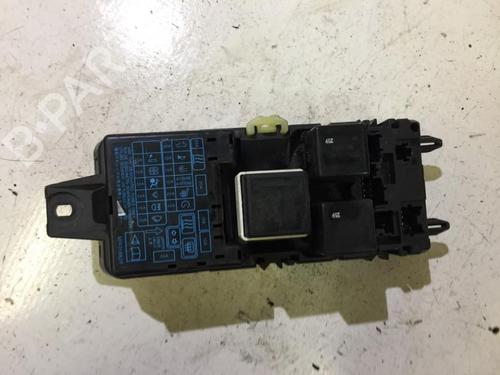 fuse-box-mitsubishi-space-star-mpv-dg_a-1998-1999-2000-2001-2002-2003-2004-33482262 main image