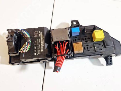 Fuse box OPEL SIGNUM Hatchback (Z03) 1.9 CDTI (F48) | BP32565093E1 - Image 4