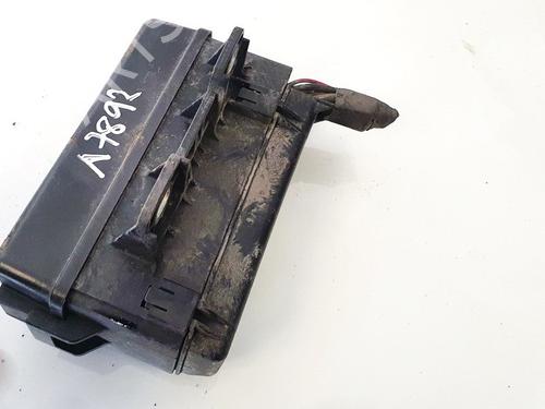 Used Fuse box Fuse box 32902277 32902277