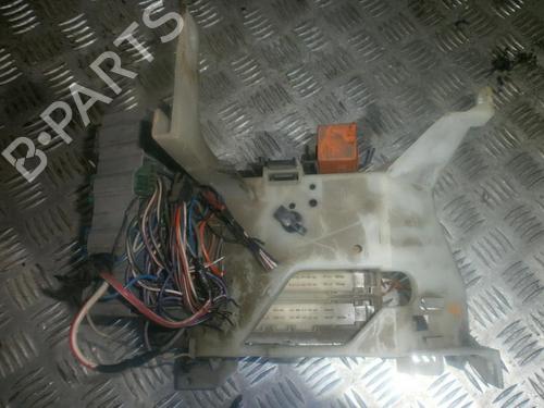 fuse-box-ford-mondeo-i-gbp-1993-1994-1995-1996-33482550 main image