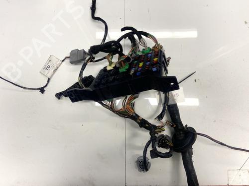 fuse-box-ford-mondeo-iii-b5y-2000-2001-2002-2003-2004-2005-2006-2007-32893466 main image