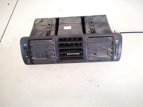 Used Air vent Air vent MERCEDES-BENZ M-CLASS (W163) ML 270 CDI (163.113) (163 hp) 32911626 32911626