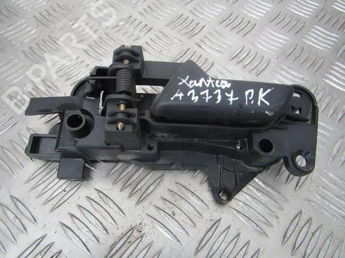 Used Front left interior door handle Front left interior door handle 35678819 35678819