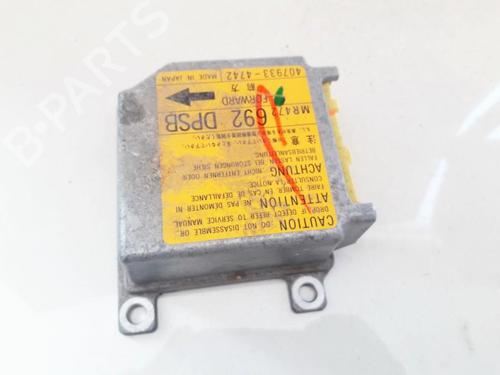 Used ECU airbags ECU airbags MITSUBISHI SPACE WAGON (N9_W, N8_W) 2.4 GDI (N84W) (150 hp) 33521886 33521886