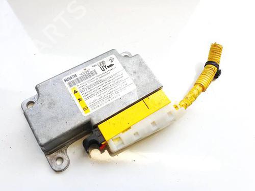 Used ECU airbags ECU airbags OPEL ANTARA A (L07) 2.0 CDTI (150 hp) 32569089 32569089