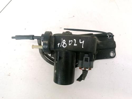 Låskasse Låskasse VOLVO V40 Estate (645) 1.8 (115 hp) 35434470 35434470
