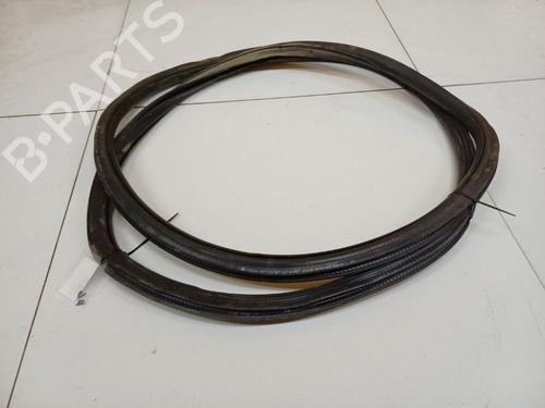 Used Rubber door seal Rubber door seal SKODA SUPERB II (3T4) 2.0 TDI (140 hp) 34765168 34765168