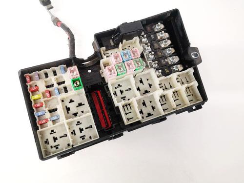 Used Fuse box Fuse box VOLVO V50 (545) 2.0 D (136 hp) 33065820 33065820