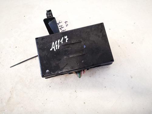 fuse-box-peugeot-807-eb_-2002-32896725 main image