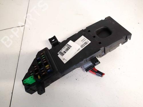 Fuse box OPEL SIGNUM Hatchback (Z03) 2.2 DTI (F48) | BP32590887E1