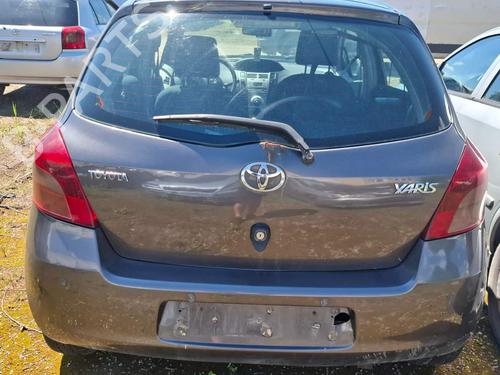 Switch TOYOTA YARIS (_P9_) 1.4 D-4D (NLP90_, NLP90R) | BP36876362I30  - Image 9