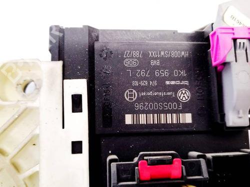 Right front window motor VW PASSAT B6 (3C2) 2.0 TDI | BP36547751E20 - Image 2