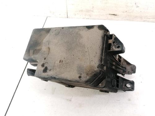 Used Fuse box Fuse box TOYOTA RAV 4 III (_A3_) 2.2 D 4WD (ALA30_, ALA30R) (136 hp) 32913378 32913378