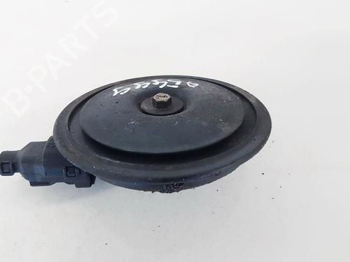 horn-kia-carens-iii-mpv-un-2006-2007-2008-2009-2010-2011-2012-2013-35629146 main image