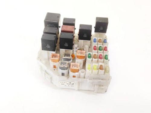 fuse-box-toyota-rav-4-ii-_a2_-2000-2001-2002-2003-2004-2005-32965568 main image