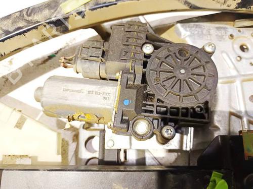 Used Right rear window motor Right rear window motor AUDI A4 B5 (8D2) 1.9 TDI (116 hp) 35068391 35068391