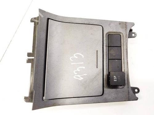 Used Glove box Glove box VW GOLF V (1K1) 1.4 16V (75 hp) 35247995 35247995