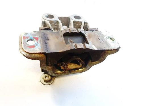 Used Engine mount Engine mount FIAT 500L (351_, 352_) 1.3 D Multijet (199LXY1A, 199LXY11) (84 hp) 40275178 40275178