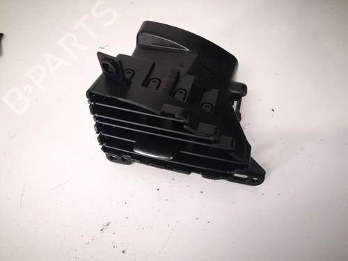 Used Air vent Air vent SUZUKI MOTORCYCLES GSF BANDIT GSF 250ZP Bandit (GJ74A) (40 hp) 32533290 32533290