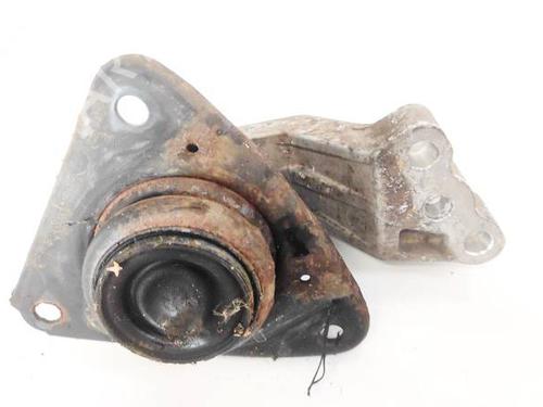 Used Engine mount Engine mount HYUNDAI i30 Estate (FD) 1.6 CRDi (116 hp) 32961849 32961849