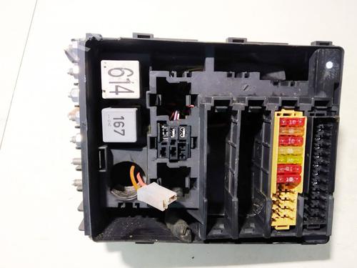 Used Fuse box Fuse box AUDI TT Roadster (8J9) 2.0 TFSI (200 hp) 33107963 33107963
