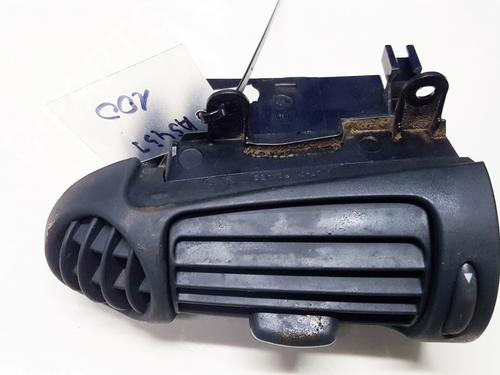 air-vent-mercedes-benz-c-class-w203-2000-2001-2002-2003-2004-2005-2006-2007-33107990 main image