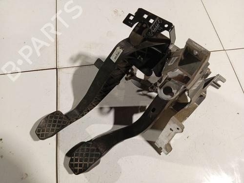 Used Clutch pedal Clutch pedal 34886232 34886232