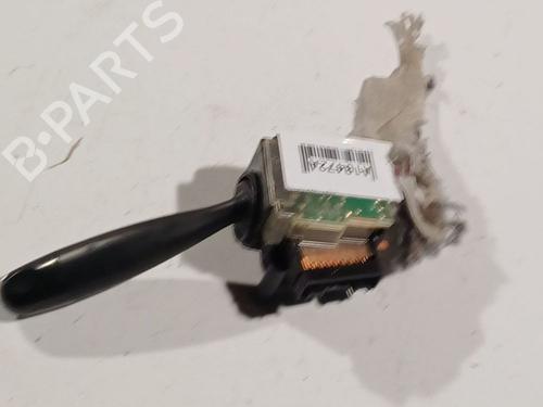 Used Warning switch Warning switch TOYOTA YARIS (_P1_) 1.3 (SCP12_, SCP13_, SCP12R, SCP13R) (87 hp) 34986541 34986541