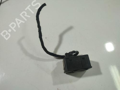 Used Switch Switch OPEL ASTRA G Hatchback (T98) 1.7 TD (F08, F48) (68 hp) 32544053 32544053