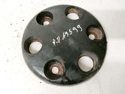 Used Hub cap Hub cap IVECO DAILY III Van 35 S 15 V, 35 C 15 V (A6HCV3B2, A6HBV4B2, A6HC41B2,... (146 hp) 35138776 35138776