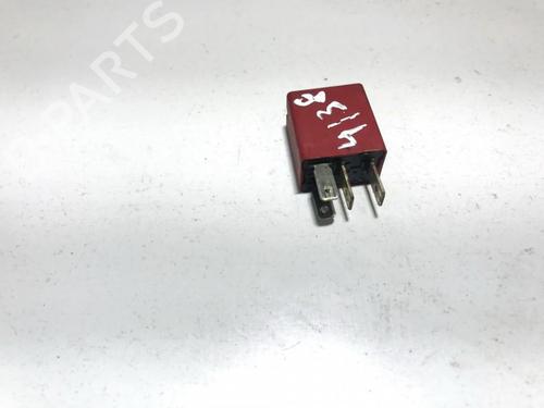 Used Electronic sensor Electronic sensor ALFA ROMEO 156 (932_) 2.4 JTD (932A1B__) (140 hp) 33504971 33504971