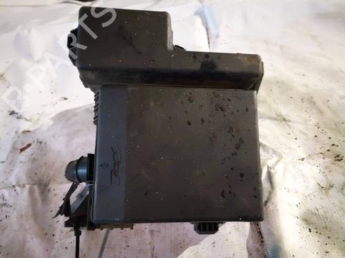 Used Fuse box Fuse box MITSUBISHI GRANDIS (NA_W) 2.0 DI-D (NA8W) (136 hp) 32943037 32943037