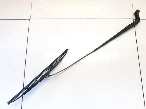Used Front windshield wiper arm Front windshield wiper arm 32581535 32581535