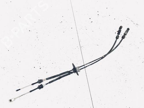 cable-mitsubishi-outlander-i-cu_w-2001-2002-2003-2004-2005-2006-2007-2008-35615889 main image